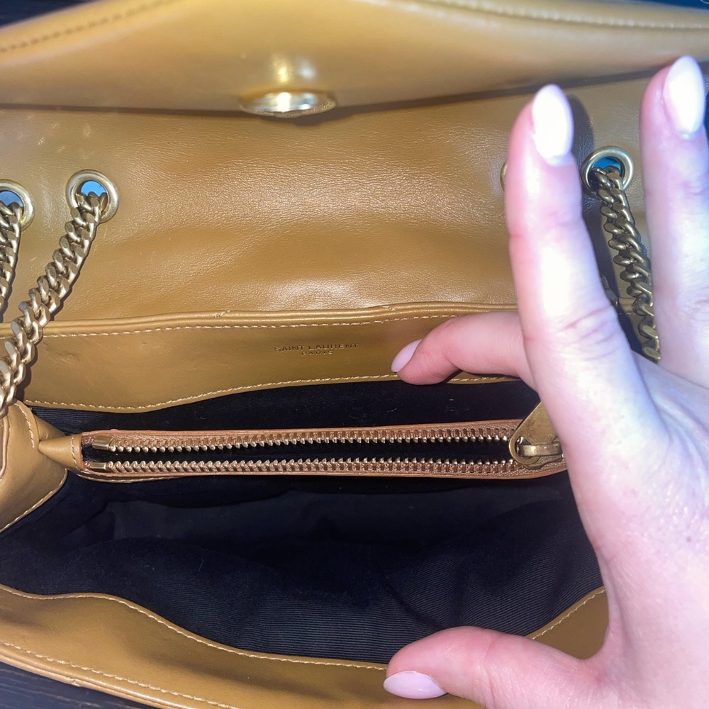 Saint Laurent Quilted Leather Shoulder Bag - Picture 3 of 12